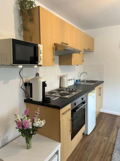 31 Canal Apartments, Canal View -Temple Meads Bristol Eksteriør billede